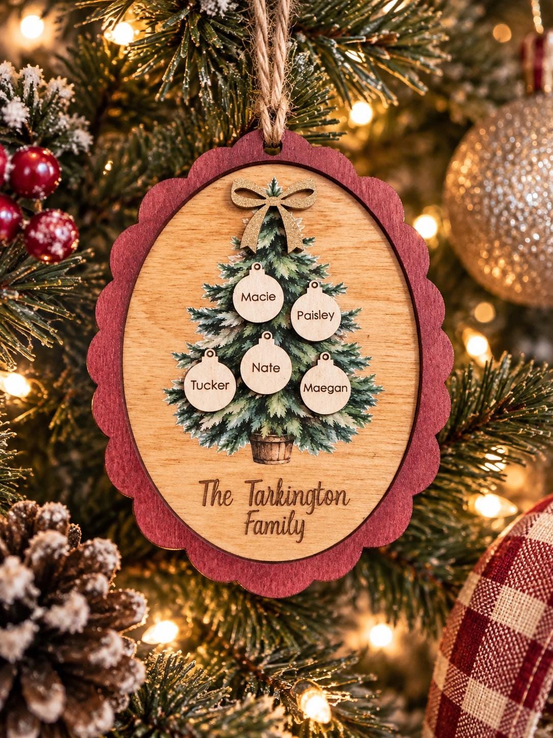Personalized Watercolor Family Tree Ornament – Up to 10 Names